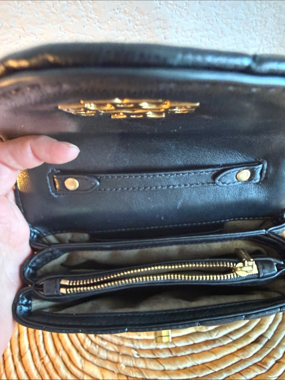 Tory Burch Black Quilted Leather Crossbody with Gold Logo - Picture 7 of 8